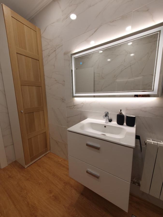 דירות Aimendi Host Bilbao District Center II מראה חיצוני תמונה